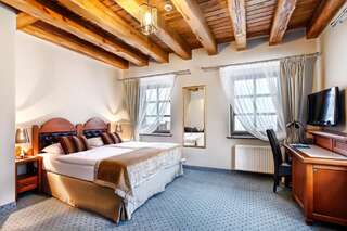 Отель Hotel Aubrecht Country Spa Resort Пжехлево Двухместный номер «Комфорт» с 1 кроватью или 2 отдельными кроватями в гостевом доме-1
